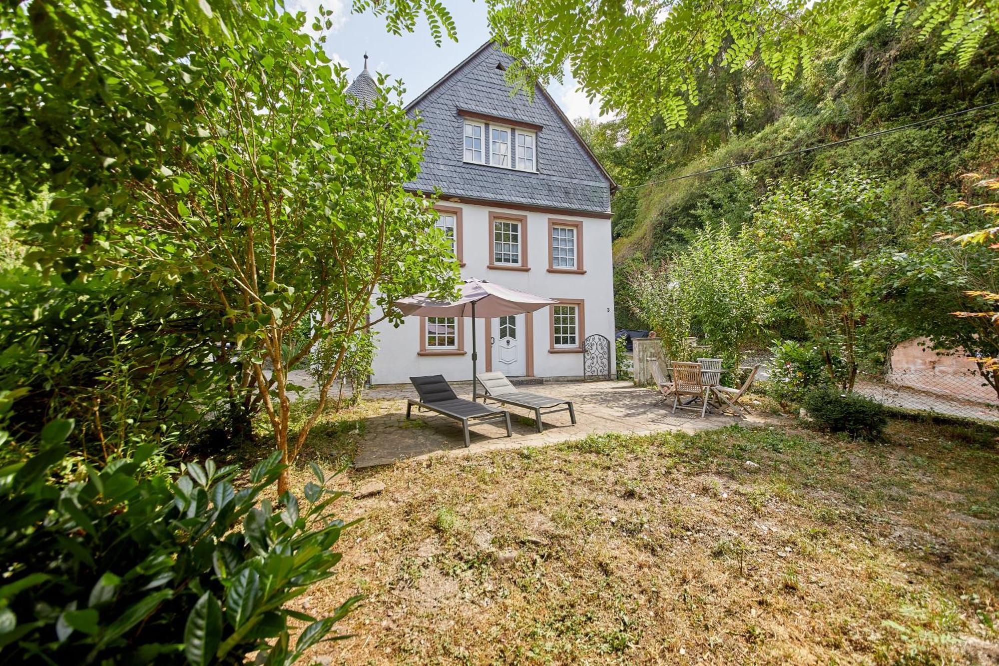 Ferienhaus Alte Muehle 베른카슈텔쿠에스 외부 사진